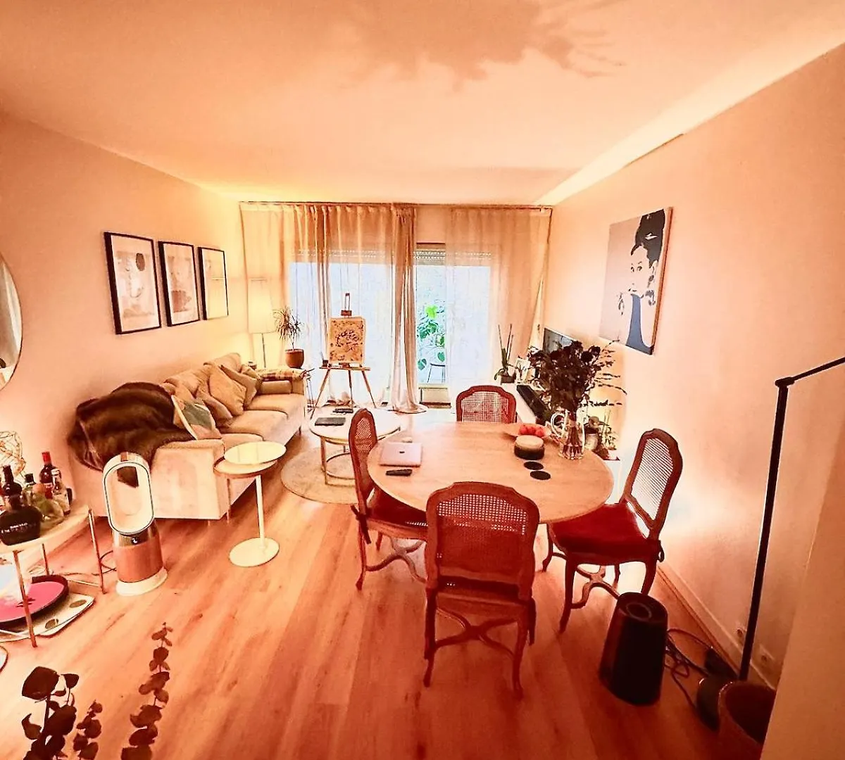 Charming Flat Beside Champs-Elysees Paris Apartment