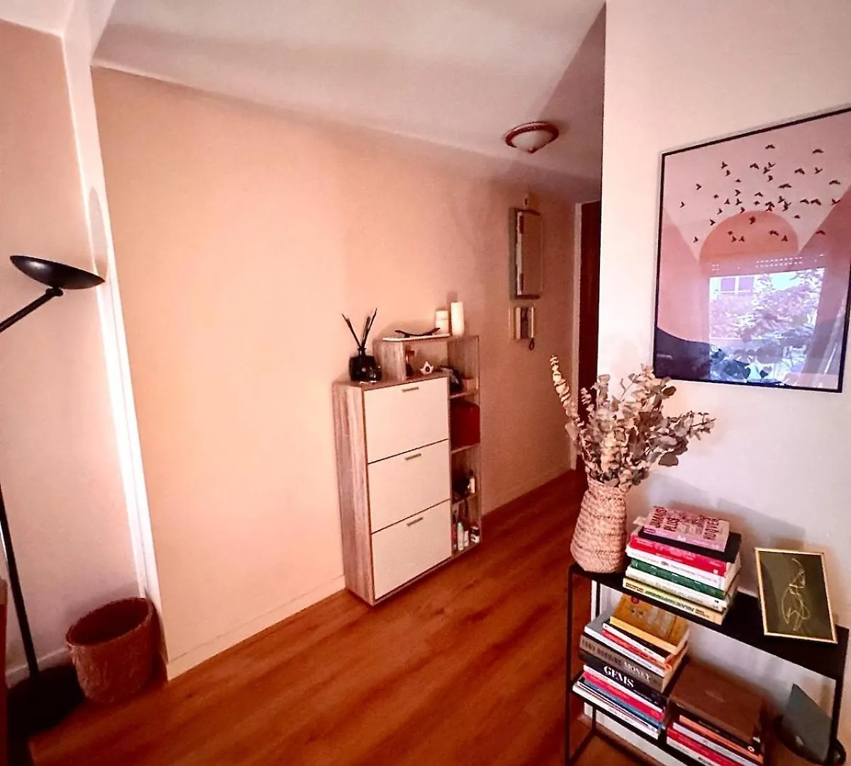 Charming Flat Beside Champs-Elysees Paris